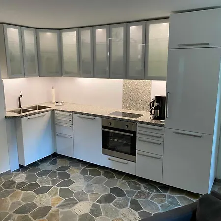 Hotel Schloss Grabow, Resting Place & A Luxury Piano Collection Re *